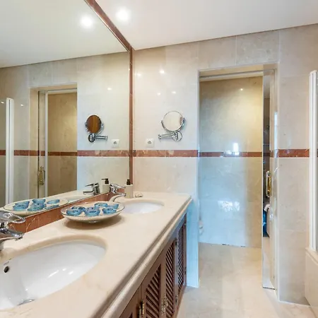 Afrodite - Frontline Appartement
