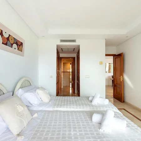 Afrodite - Frontline Appartement *
