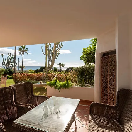 Afrodite - Frontline Appartement